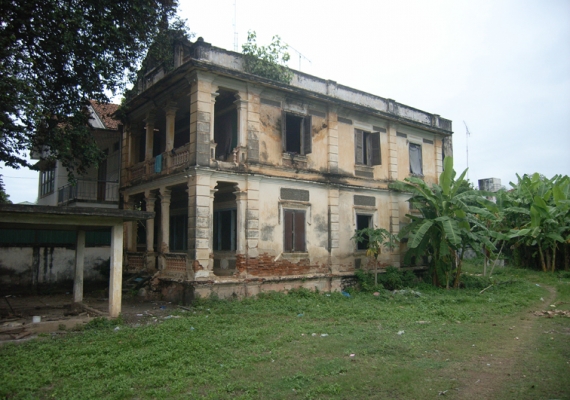Old colonial buildings